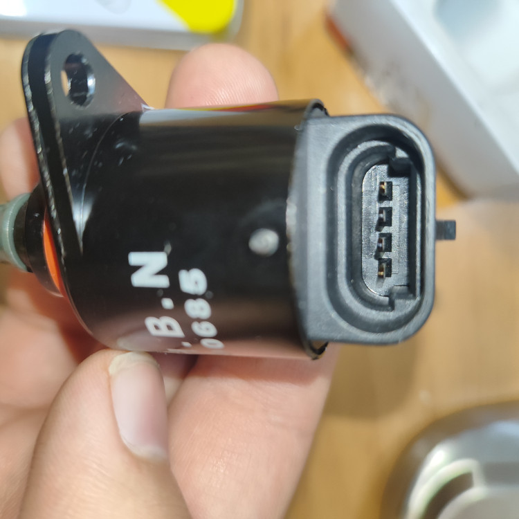 استپ موتور ام وی ام ۱۱۰ سه سیلندر اچ بی ان/ MVM 110 3 cylinder HBN